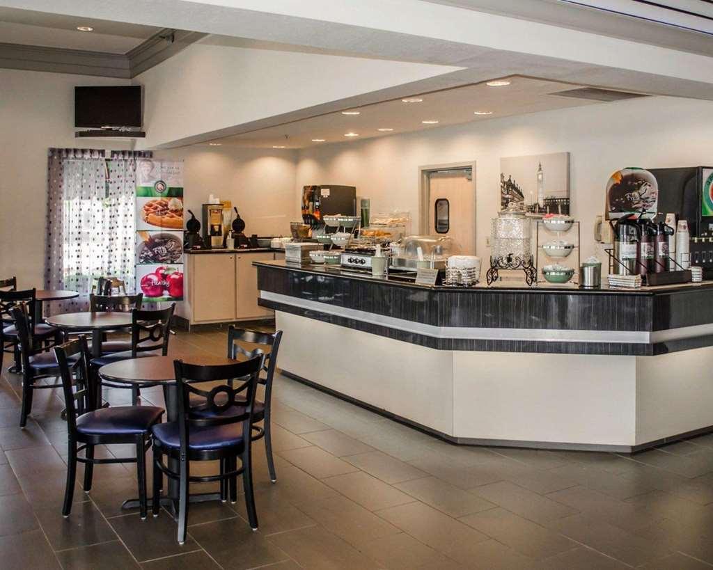 מובייל Quality Inn & Suites At Airport Blvd I-65 מסעדה תמונה