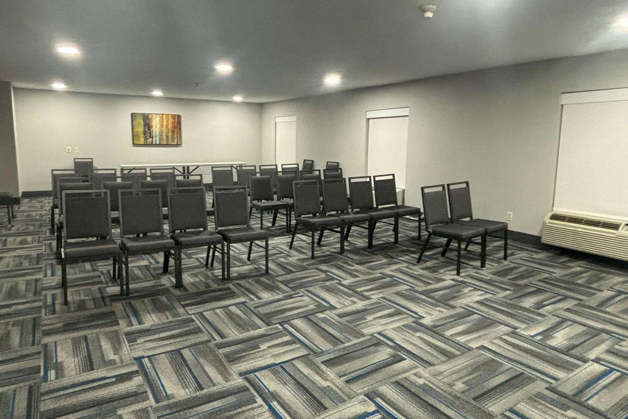 מובייל Quality Inn & Suites At Airport Blvd I-65 מראה חיצוני תמונה